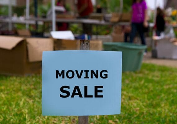How to Have a Moving Sale
